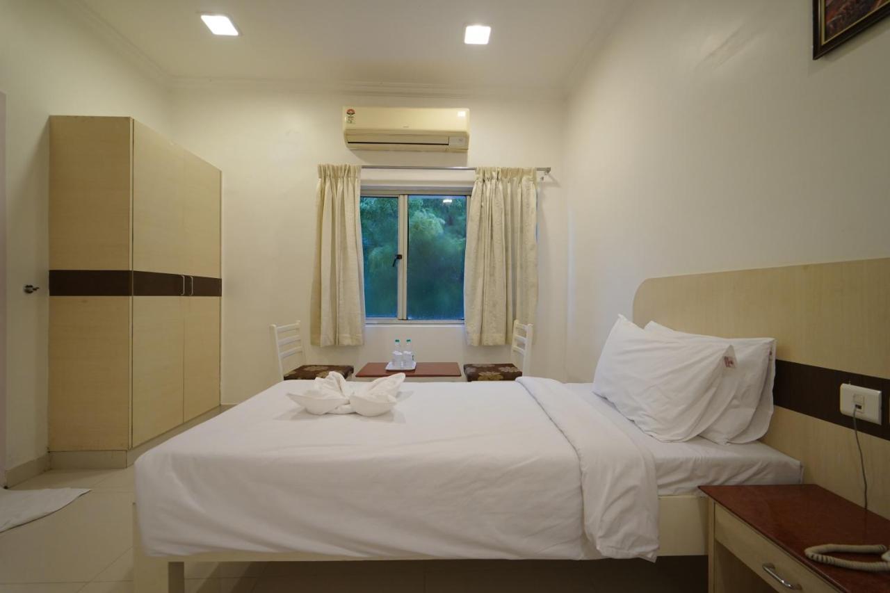 Hotel Palmyra Grand Inn Tirunelveli Ngoại thất bức ảnh