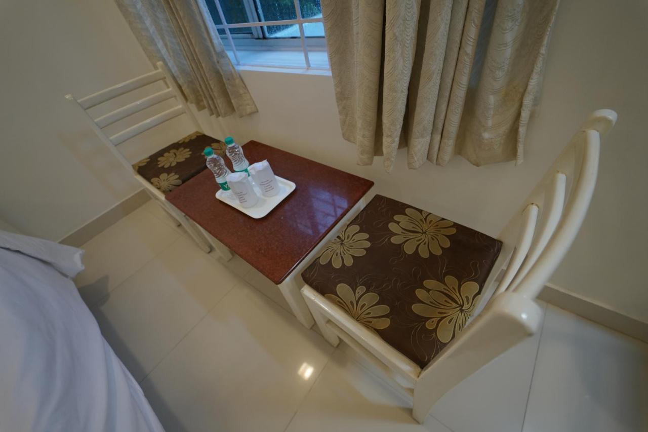 Hotel Palmyra Grand Inn Tirunelveli Ngoại thất bức ảnh
